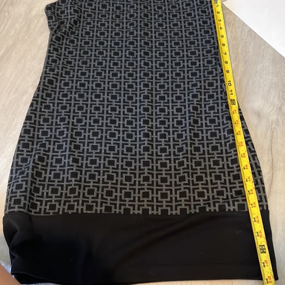 Laundry by Shelli Segal Geometric Box Print Shift Dress - Picture 5 of 7